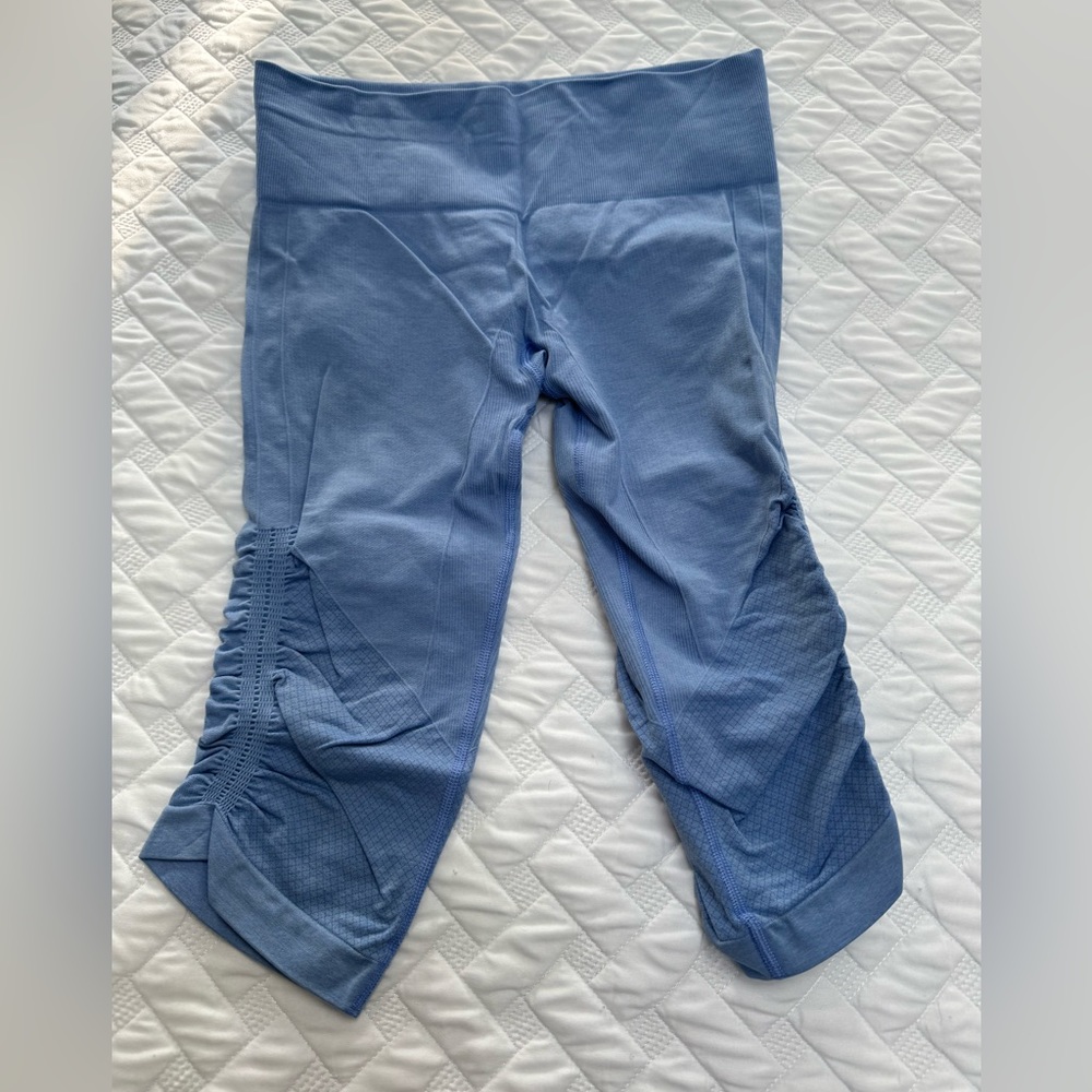 Lululemon High Rise Yoga Capri